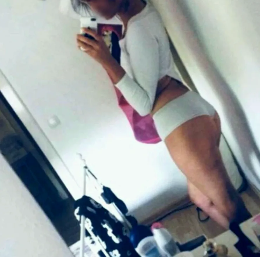 Fatima, 31