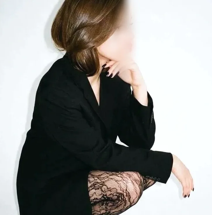 Jasmine, 19