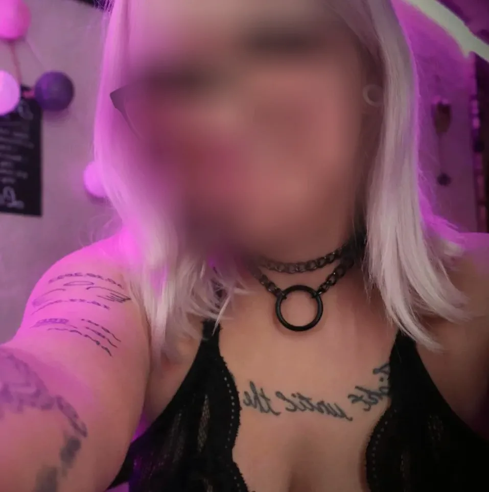 Pia, 26